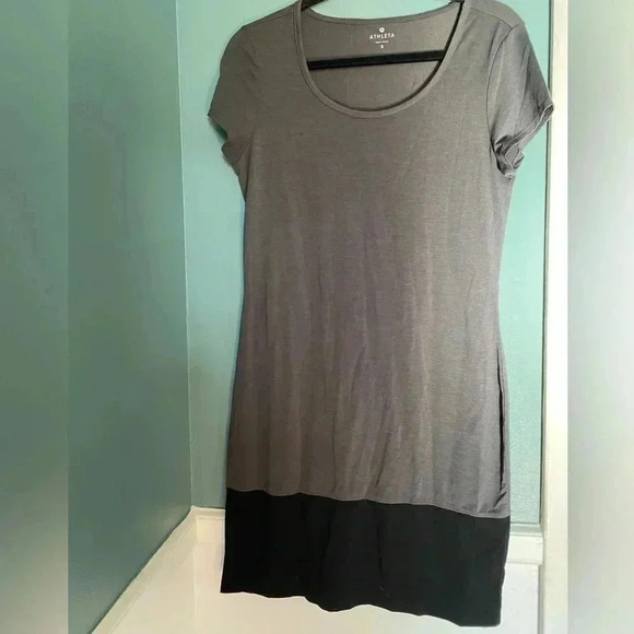 Athleta gray/black tshirt dress - scoop neck - size small - part wool - Picture 1 of 5